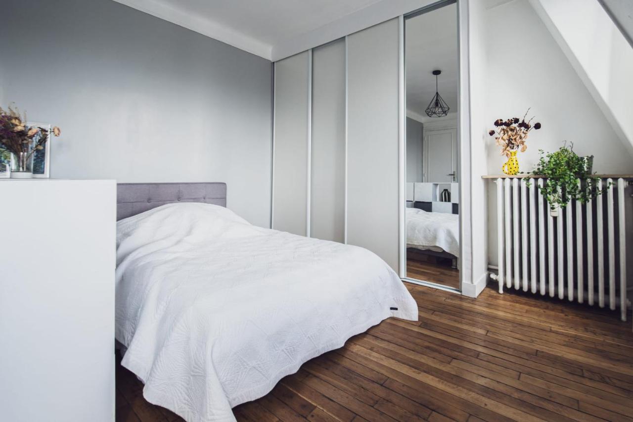 Apartament Superb Bright Studio Next To The Seine Paryż Zewnętrze zdjęcie